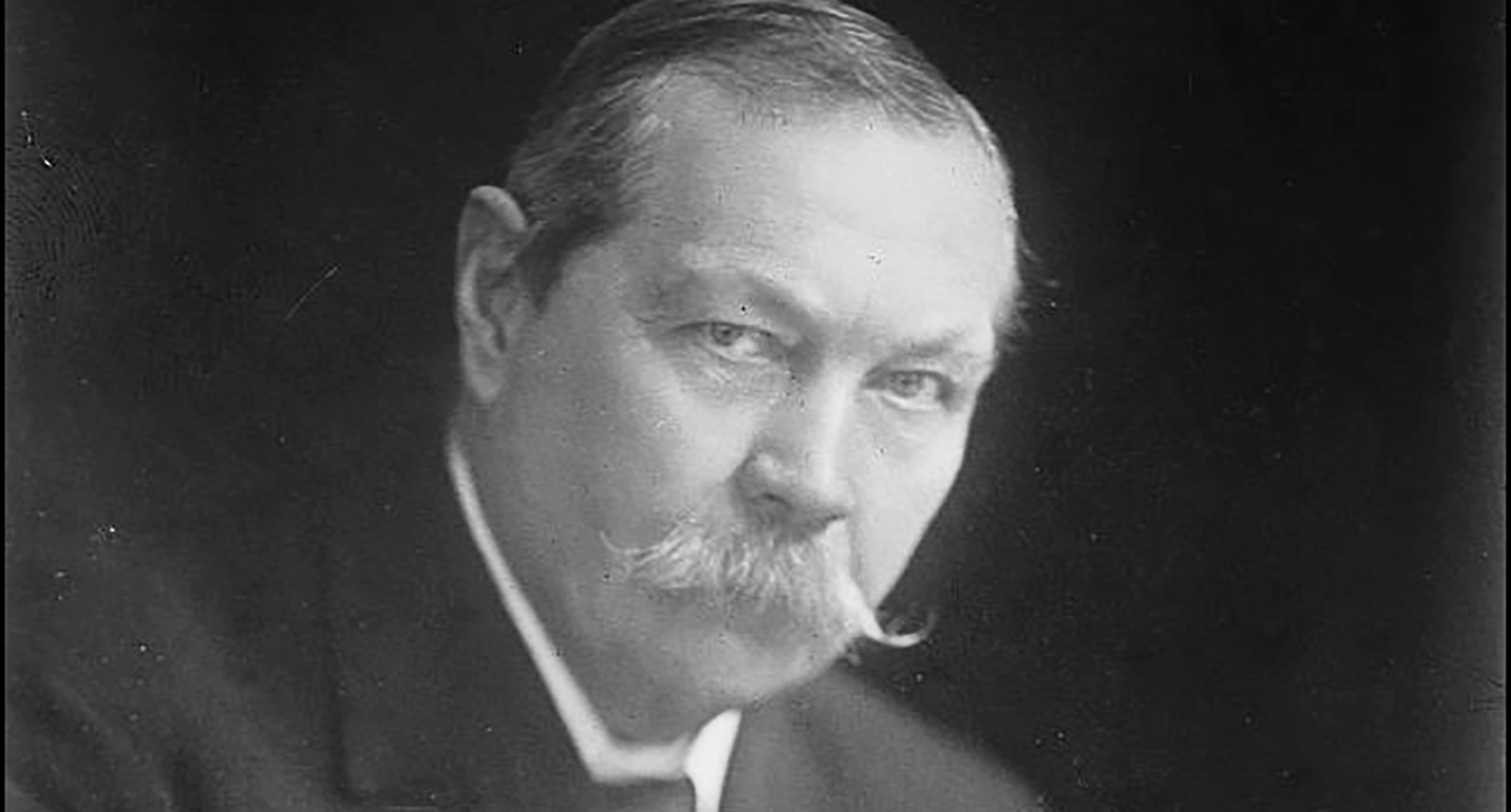 photograph of Arthur Conan Doyle